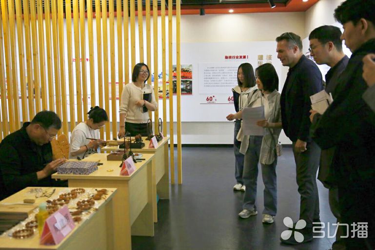 1744333864175526.jpg 69ce439005774e5c8c8c55c26aad64c9.jpg